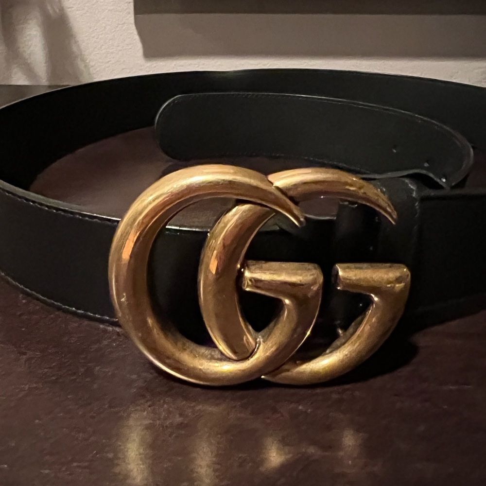 Size 105 (40 inches) Gucci GG belt black gold buckle with dust bag